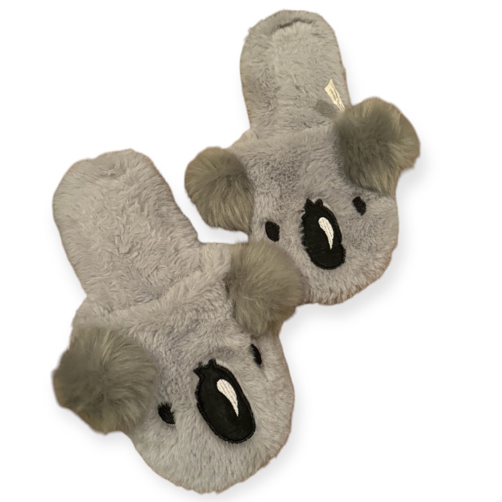 Gilly Hicks Hollister Koala Bear slippers, like new, softy & fuzzy, size XS/S